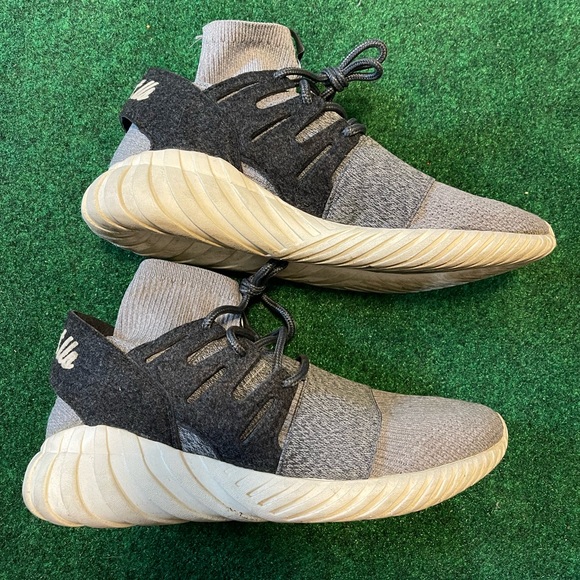 Kith x Adidas size 10 - Picture 5 of 8